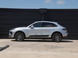 Certified 2024 Porsche Macan image 2
