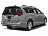 Used 2019 Chrysler Pacifica Touring-L image 5