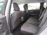 Used 2019 Jeep Cherokee Latitude w/ Cold Weather Group image 5