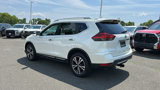 Used 2017 Nissan Rogue SL w/ SL Premium Package image 5