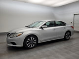 Used 2017 Nissan Altima 2.5 SV image 2