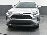 Used 2019 Toyota RAV4 LE image 2