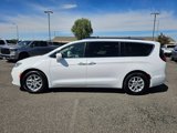 Used 2021 Chrysler Pacifica Touring-L image 3