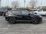 Used 2019 Jeep Compass Latitude image 2