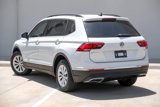 Used 2018 Volkswagen Tiguan SE w/ Front Fog Lights Package image 4