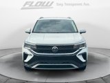 Used 2022 Volkswagen Taos SE image 2