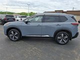 Used 2021 Nissan Rogue SL w/ Premium Package image 4