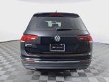 Used 2021 Volkswagen Tiguan SE w/ Panoramic Sunroof Package image 5