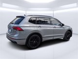 Used 2022 Volkswagen Tiguan SE R-Line image 3