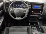 Used 2020 Mitsubishi Outlander ES image 4