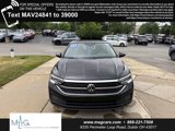 Used 2024 Volkswagen Jetta SE image 2