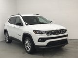 Used 2022 Jeep Compass Latitude image 3