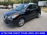Used 2019 Nissan Kicks S image 3