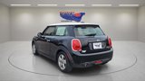 Used 2018 MINI Cooper 2-Door Hardtop image 5