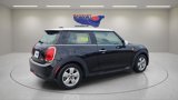 Used 2018 MINI Cooper 2-Door Hardtop image 3