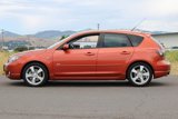 Used 2005 MAZDA MAZDA3 s w/ Moonroof & 6-CD Pkg image 3