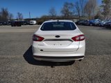 Used 2016 Ford Fusion SE w/ Equipment Group 202A image 4