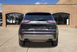 Used 2019 Jeep Cherokee Overland w/ Technology Group image 4