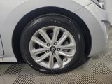 Used 2015 Hyundai Elantra SE w/ Option Group 02 image 3