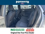 Used 2024 Ford Edge SE w/ Black Appearance Package image 5