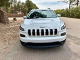 Used 2016 Jeep Cherokee Latitude image 2