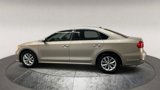 Used 2016 Volkswagen Passat 1.8T S image 4
