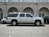 Used 2008 GMC Yukon XL Denali image 5