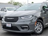 Used 2022 Chrysler Pacifica Touring-L image 4