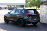 Used 2016 Jeep Cherokee Latitude w/ Comfort/Convenience Group image 3