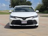 Used 2020 Toyota Camry LE image 2