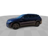 Used 2022 Volkswagen Tiguan SE w/ Panoramic Sunroof Package image 4