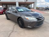 Used 2016 Toyota Camry LE image 3
