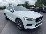 Used 2018 Volvo XC60 T6 Momentum w/ Vision Package image 3