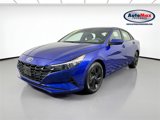 Used 2023 Hyundai Elantra SEL image 4