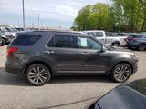 Used 2017 Ford Explorer Platinum image 3