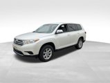 Used 2013 Toyota Highlander FWD image 2