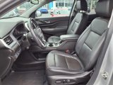 Used 2020 GMC Acadia SLT w/ Driver Alert Package II image 4