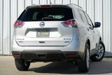 Used 2014 Nissan Rogue SV image 3