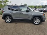 Used 2022 Jeep Renegade Latitude image 3