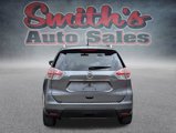 Used 2016 Nissan Rogue SV image 5