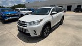 Used 2019 Toyota Highlander SE image 4