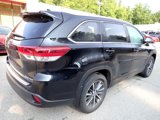 Used 2019 Toyota Highlander XLE image 3