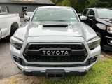 Used 2017 Toyota Tacoma TRD Pro image 4