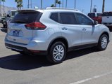 Used 2017 Nissan Rogue SV image 2