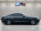Used 2016 Ford Mustang Premium image 4