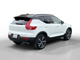 Used 2020 Volvo XC40 T4 R-Design image 5