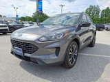 Used 2022 Ford Escape SE w/ SE Sport Appearance Package image 4