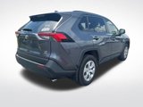 Used 2019 Toyota RAV4 LE image 5