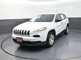 Used 2016 Jeep Cherokee Sport image 3