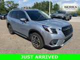 Used 2023 Subaru Forester Touring image 2